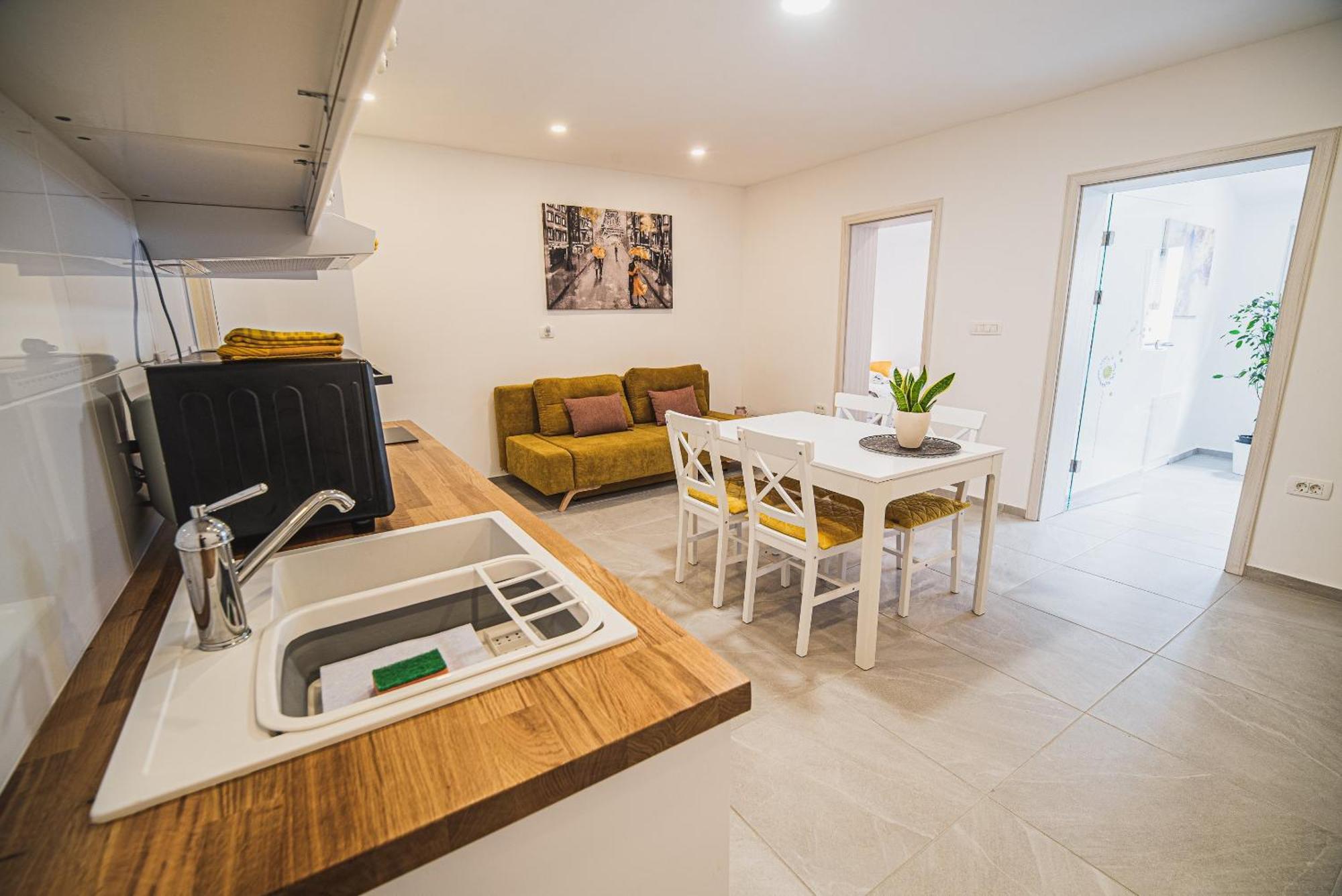 Gotar Apartment With Garden Kobarid Exterior foto